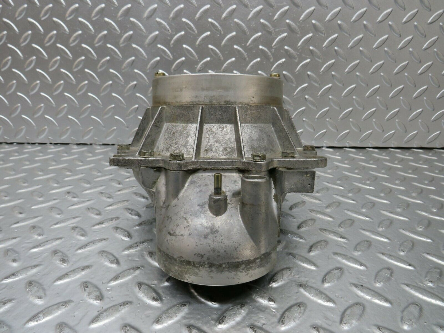 23300 Mercedes-Benz W116 350SE Air Flow Mass Meter Sensor Bosch 0438120062