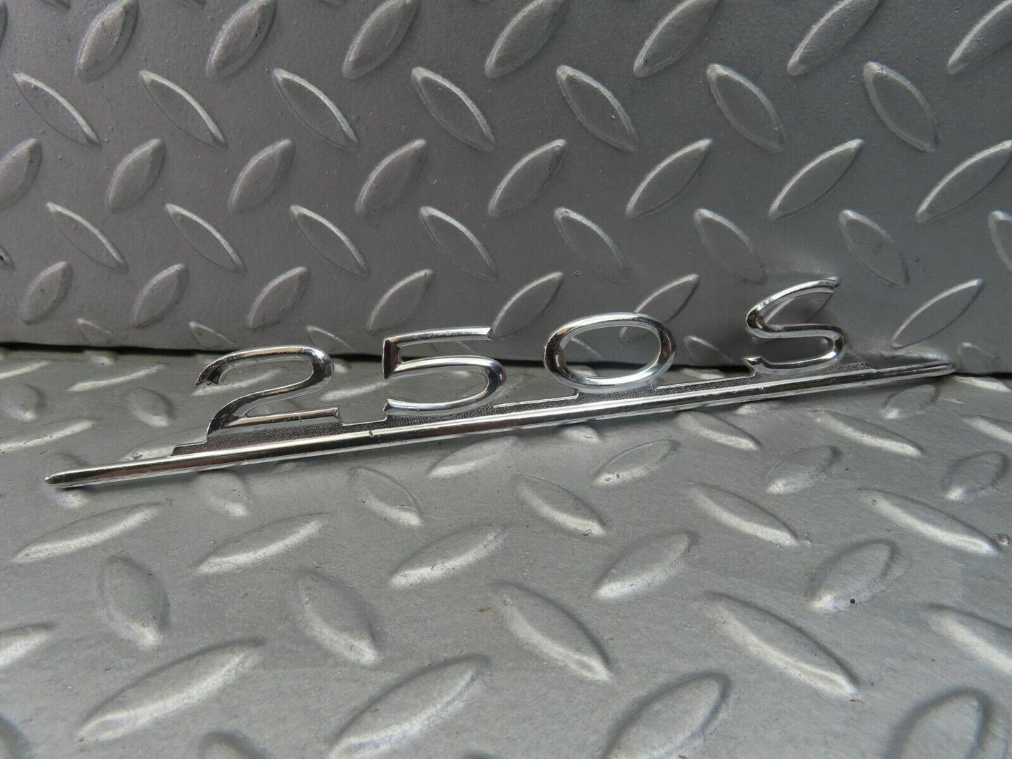 8286 Mercedes-Benz W108 Rear Trunk Badge 250S Emblem