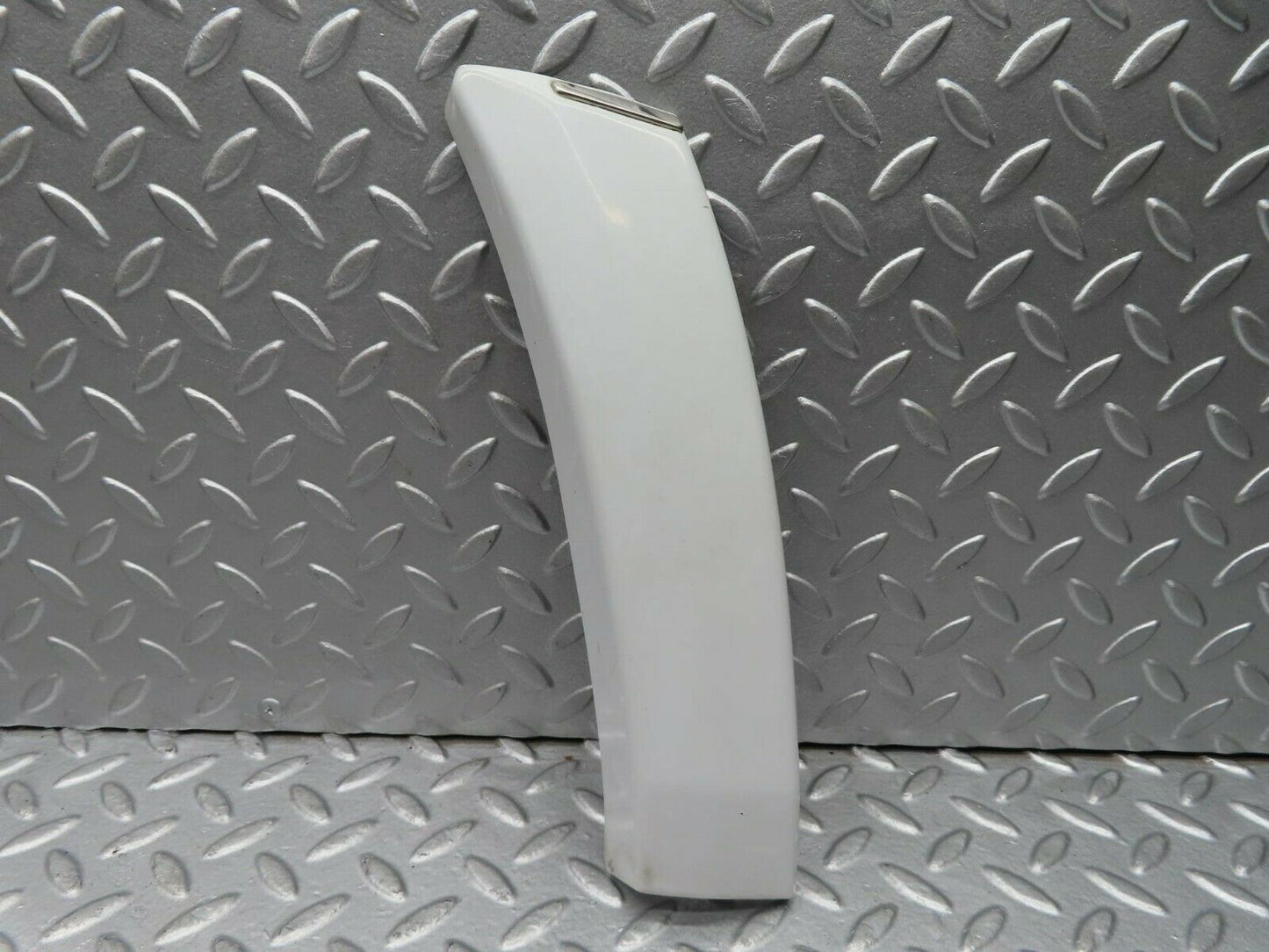 16326 Mercedes-Benz W124 260E Rear Right Fender Wing Lower Moulding Trim 1246902040