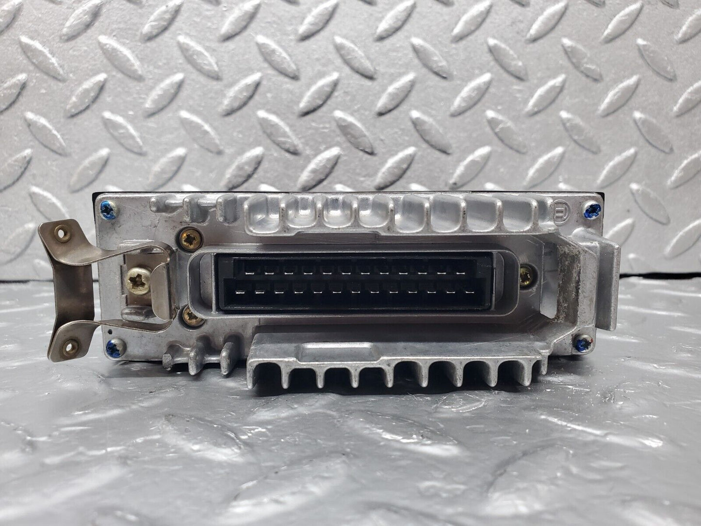 45554 Mercedes-Benz W126 420SE Engine Control Unit Bosch 0065459332 0280800272
