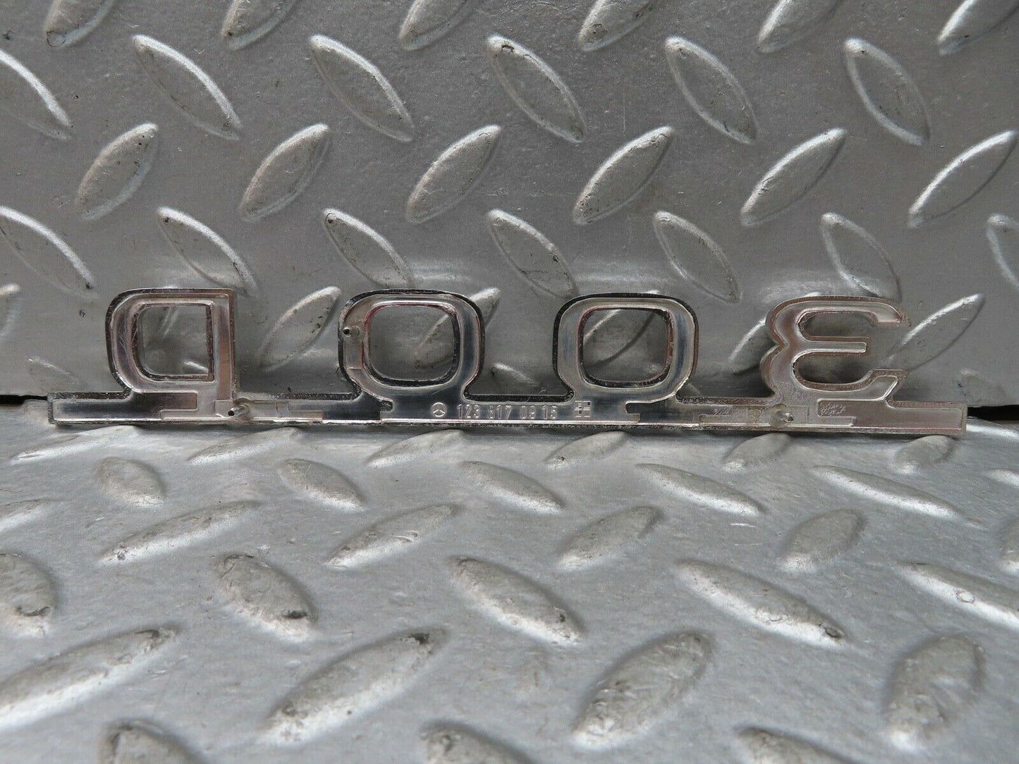19113 Mercedes-Benz W123 300D Trunk  Badge Emblem 1238170915