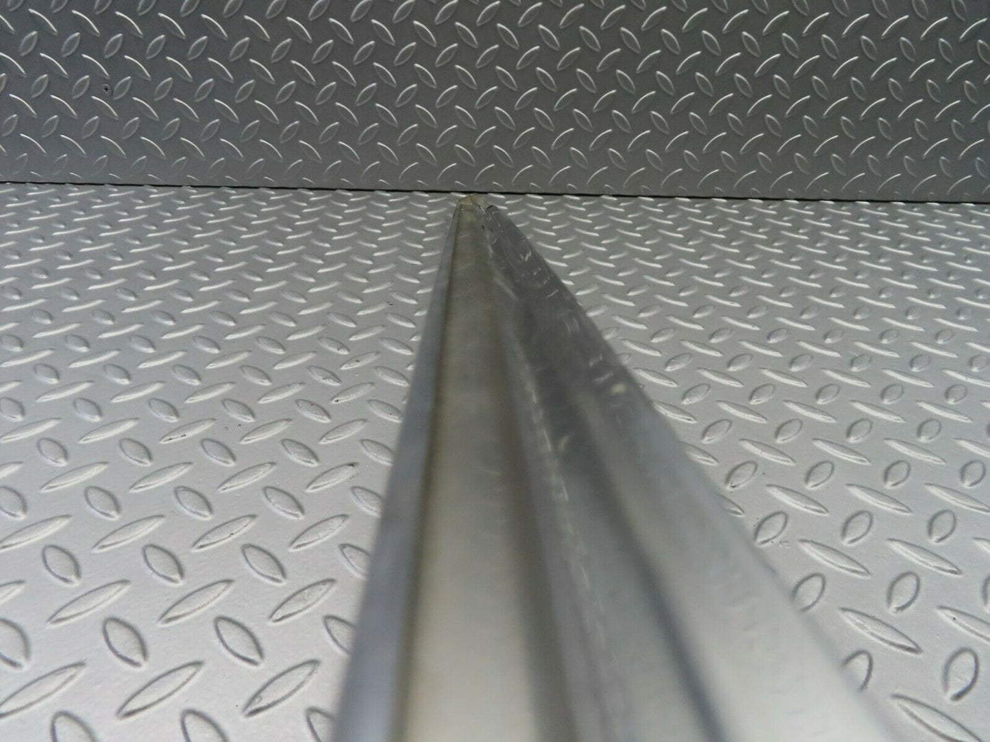 6884 Mercedes-Benz C107 350SLC Coupe Left Door Chrome Trim