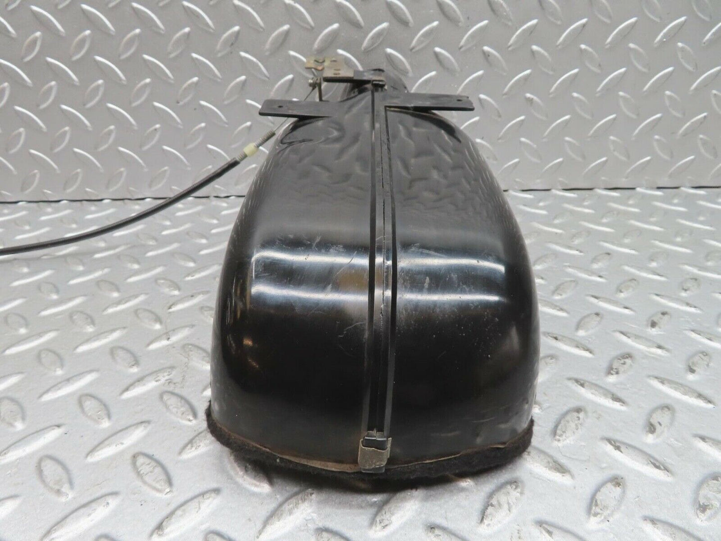 13844 Mercedes-Benz R107 450SL Heater Air Duct