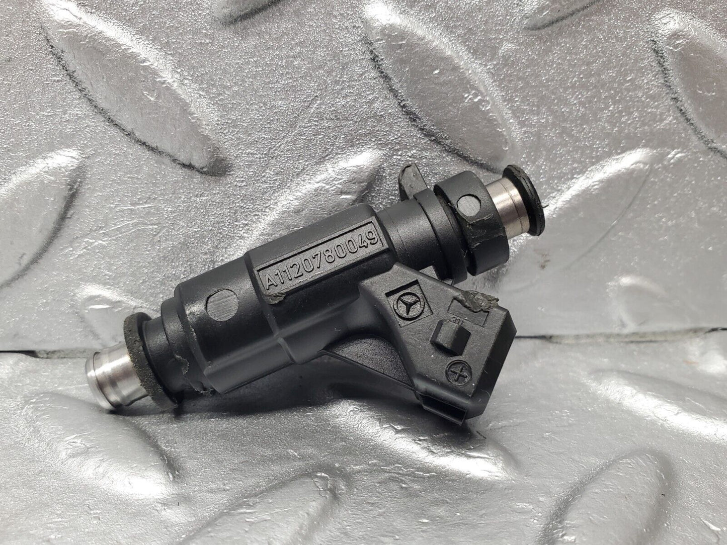 46775 Mercedes-Benz R129 320SL Coupe Fuel Injector Bosch 0280155742 1120780049
