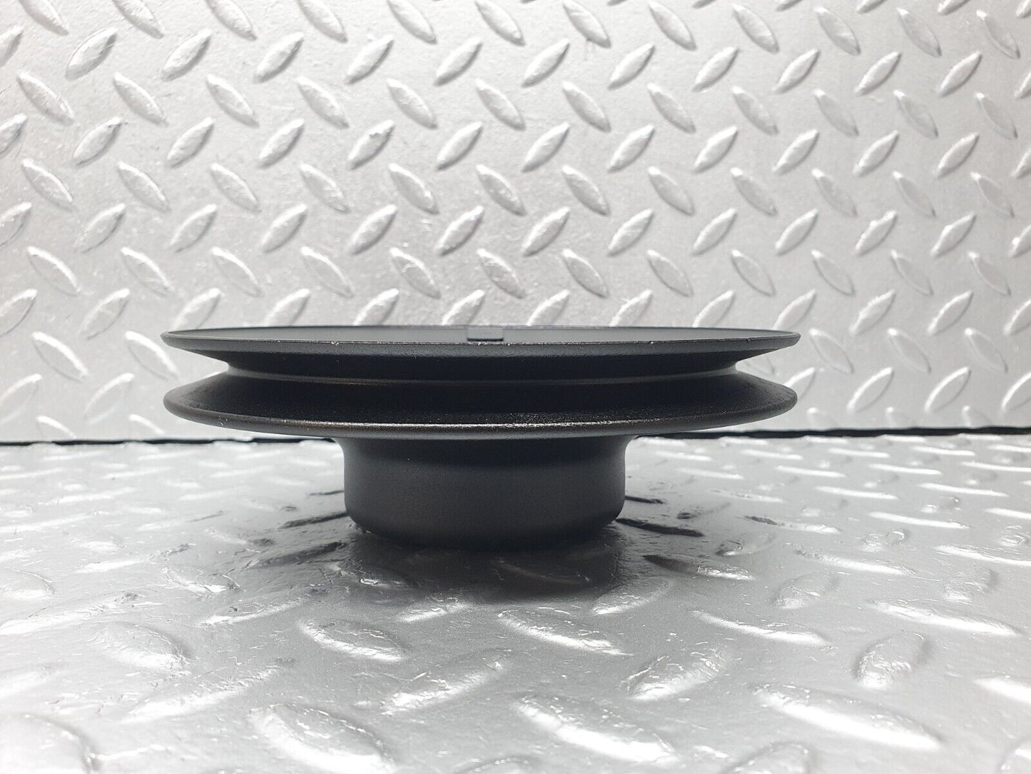 40828 Mercedes-Benz W123 300D Water Pump Pulley 6152051110