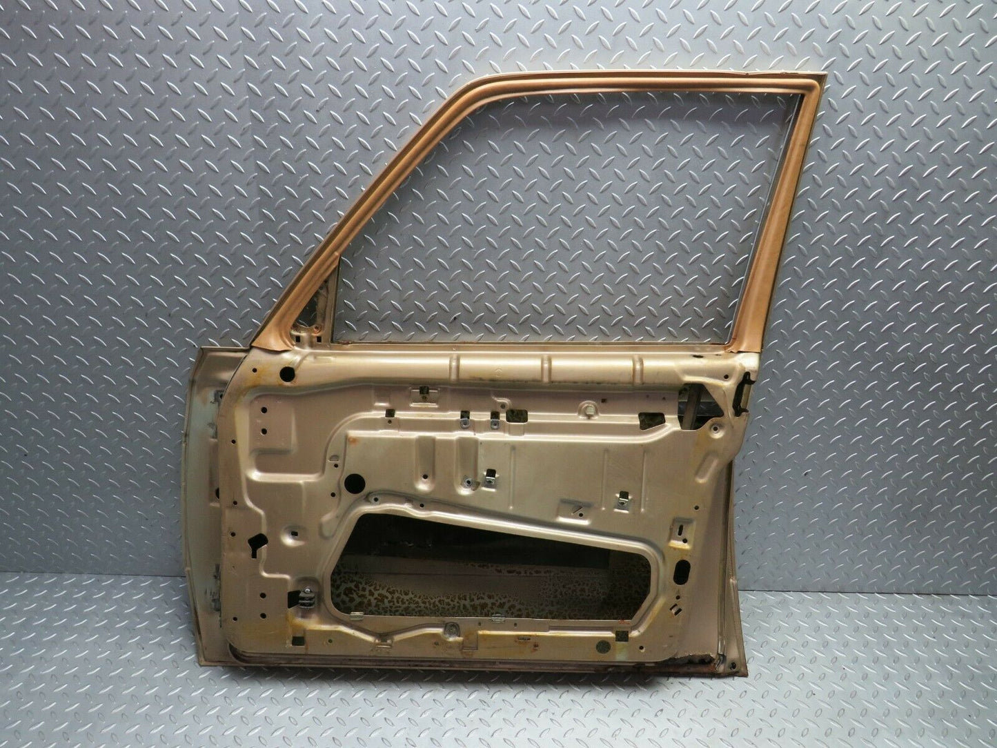 22105 Mercedes-Benz S123 280TE Wagon Front Right Door