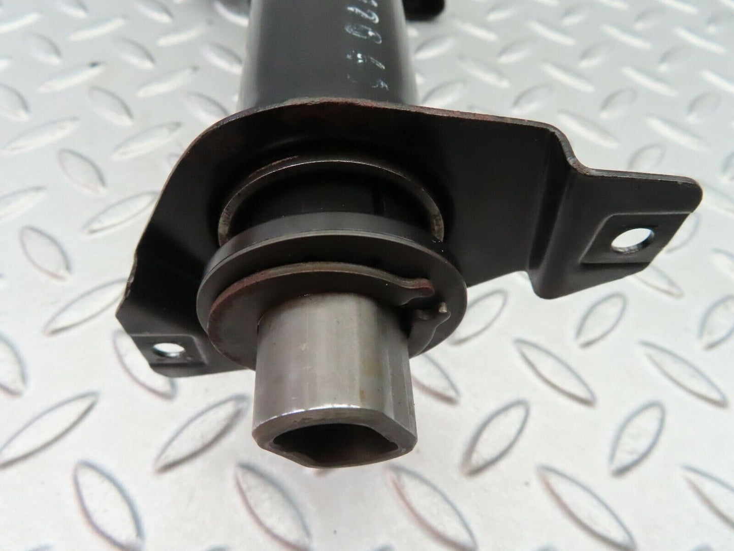 6303 Mercedes-Benz W126 380SE Steering Column