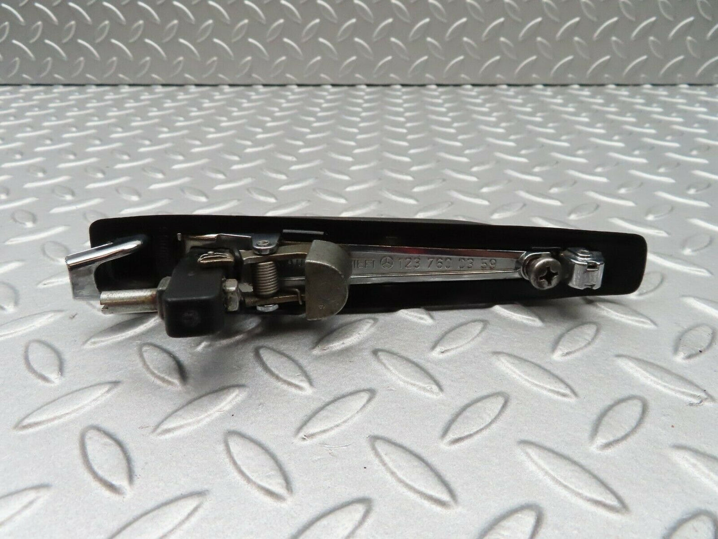 4516 Mercedes-Benz W123 230E Exterior Door Handle Rear 1237600359