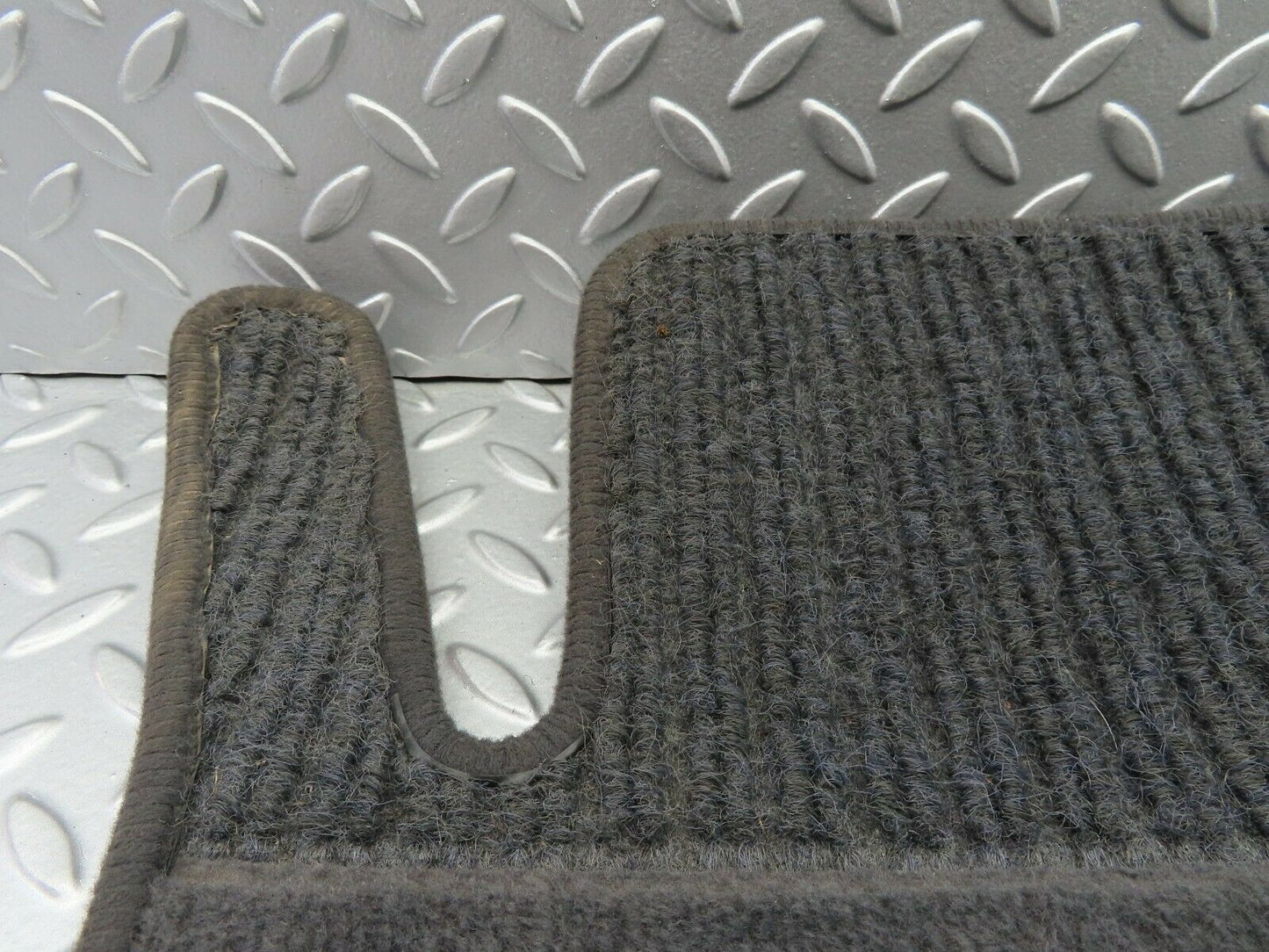 6653 Mercedes-Benz S124 E220 Wagon Front Right Driver Side Floor Carpet