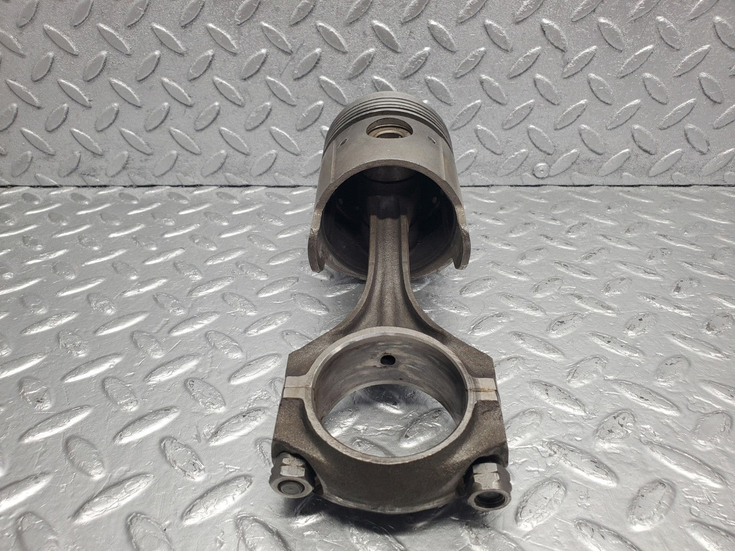 W112 piston with connecting rod used OEM