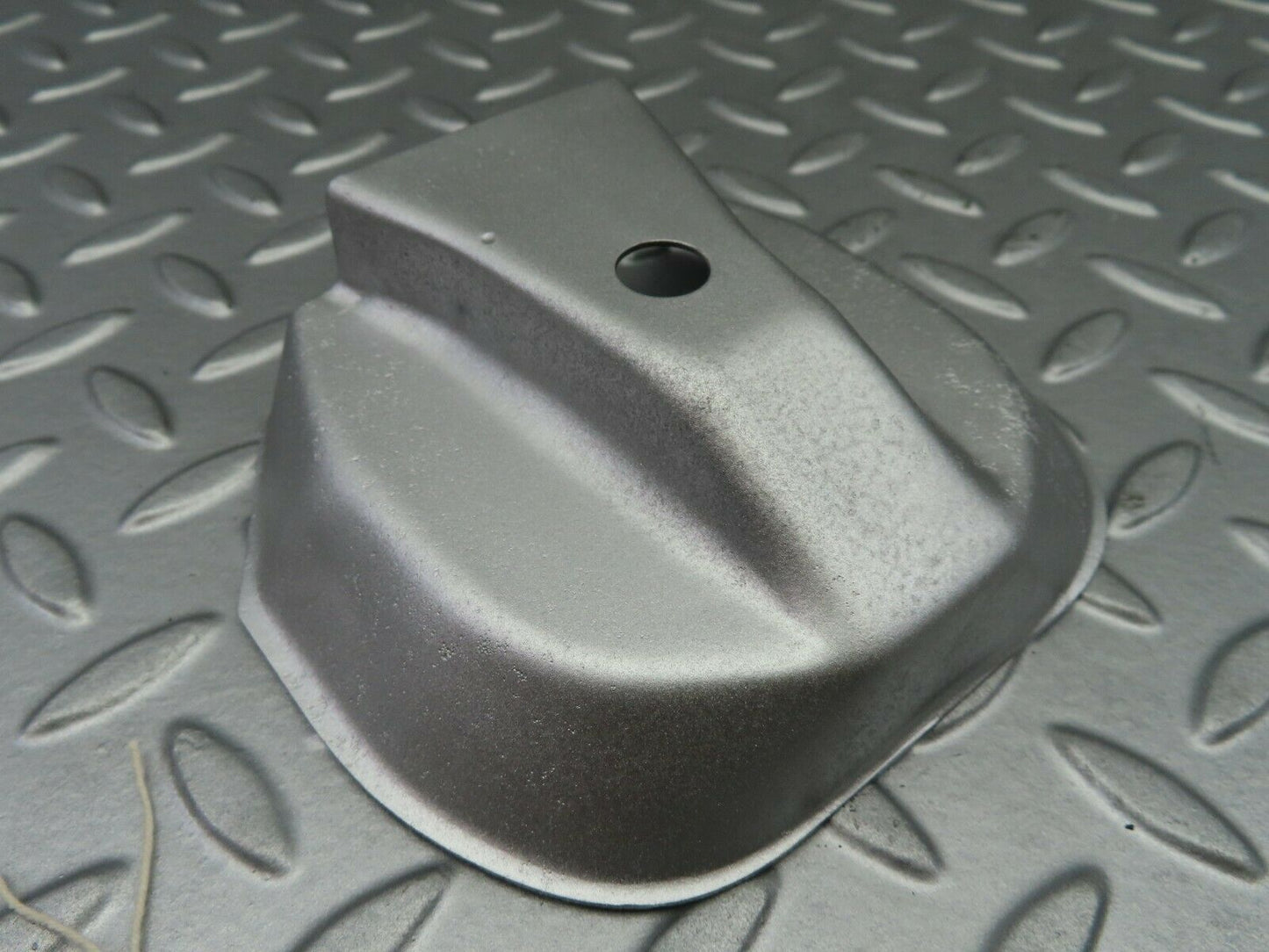 6998 Mercedes-Benz C107 350SLC Coupe Engine Mount Bracket Heat Shield Cover