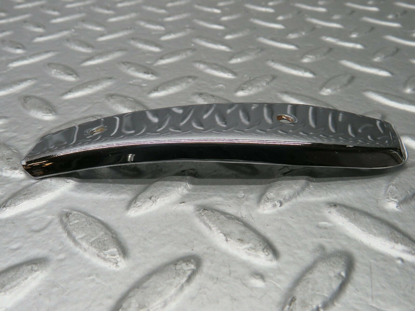 23032 Mercedes-Benz C123 230CE Coupe Right Door Chrome Front Cover