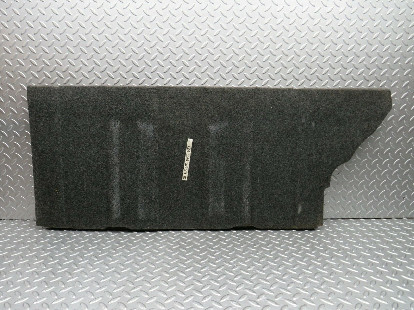 22321 Mercedes-Benz C124 E220 Coupe Fuel Tank Cover Plate 1246943525