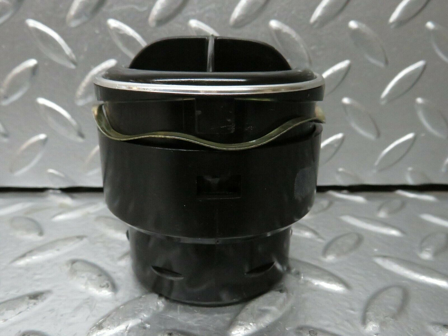 23771 Mercedes-Benz C107 450SLC Coupe Dashboard Air Vent