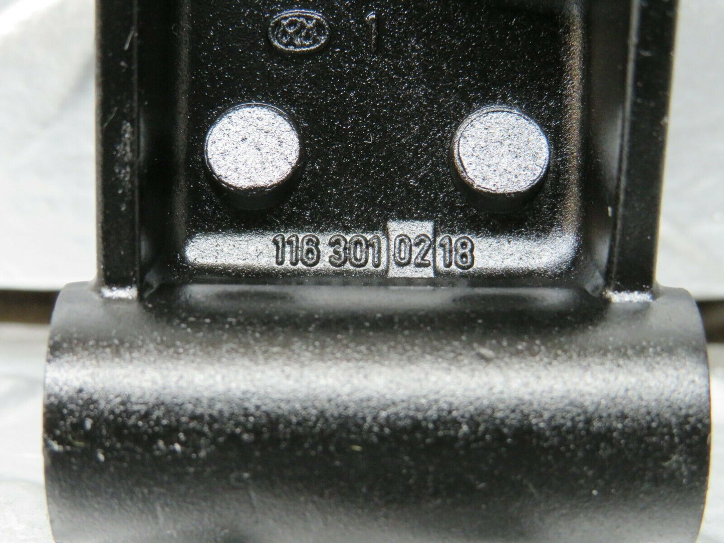 23424 Mercedes-Benz W116 350SE Accelerator Pedal Linkage Bracket 1163010218