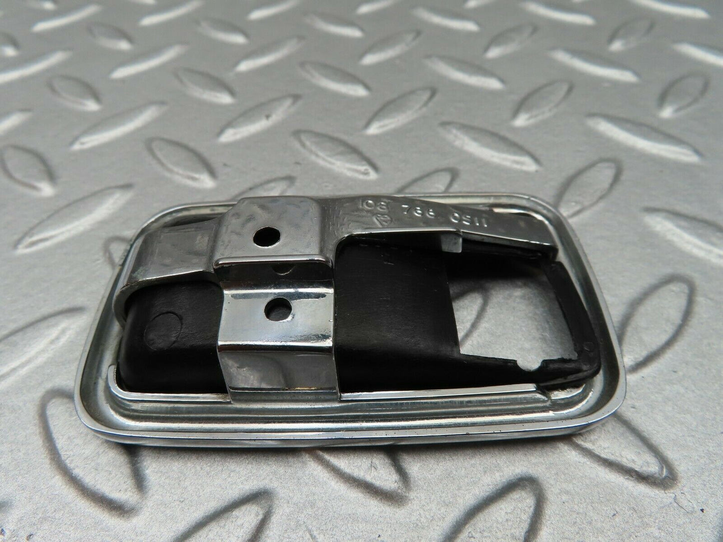 4522 Mercedes-Benz W123 230E Chrome Frame For Door Opener Left 1087660511