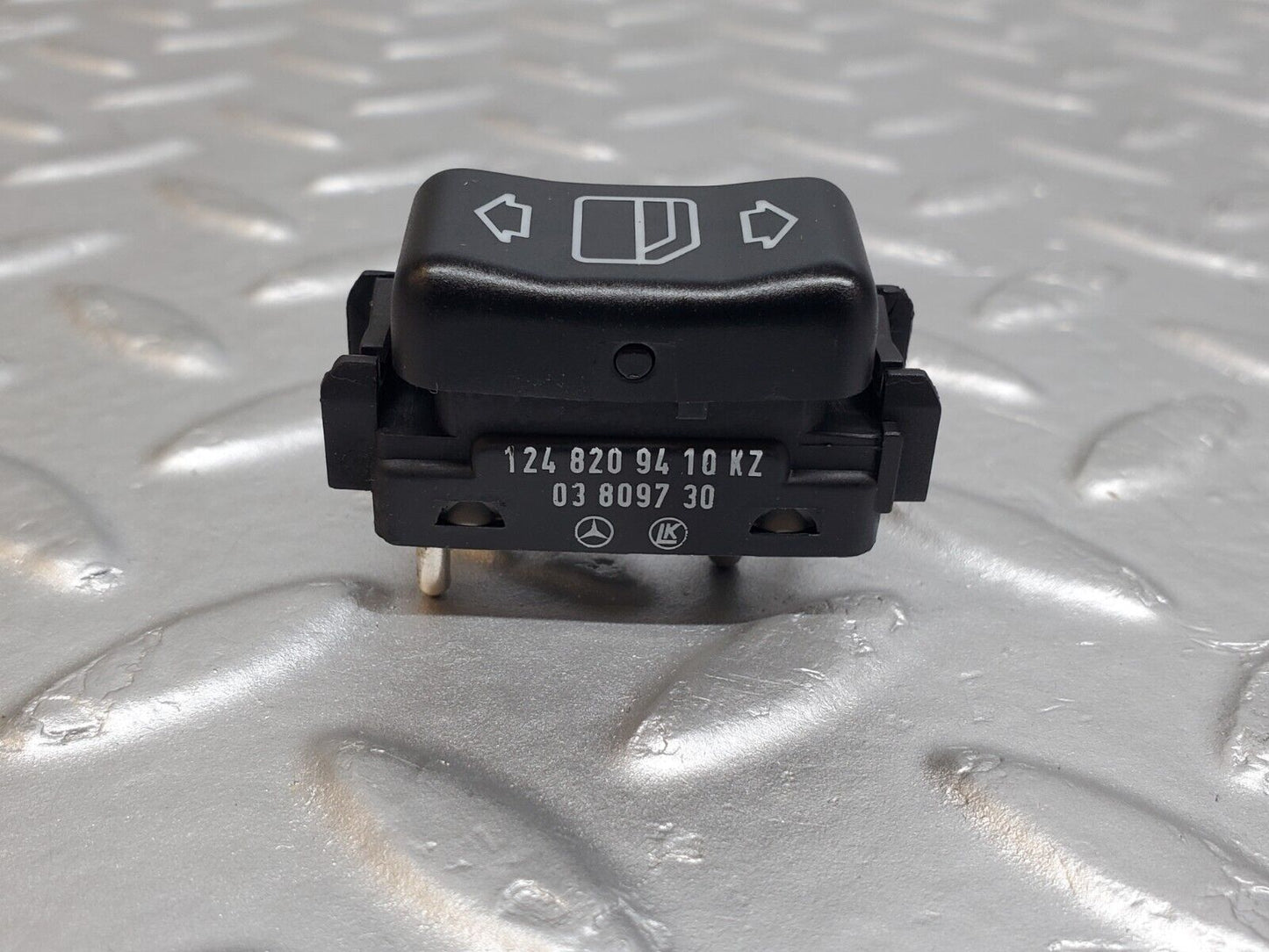 44714 Mercedes-Benz W124 220E Electric Window Switch Right Side 1248209410