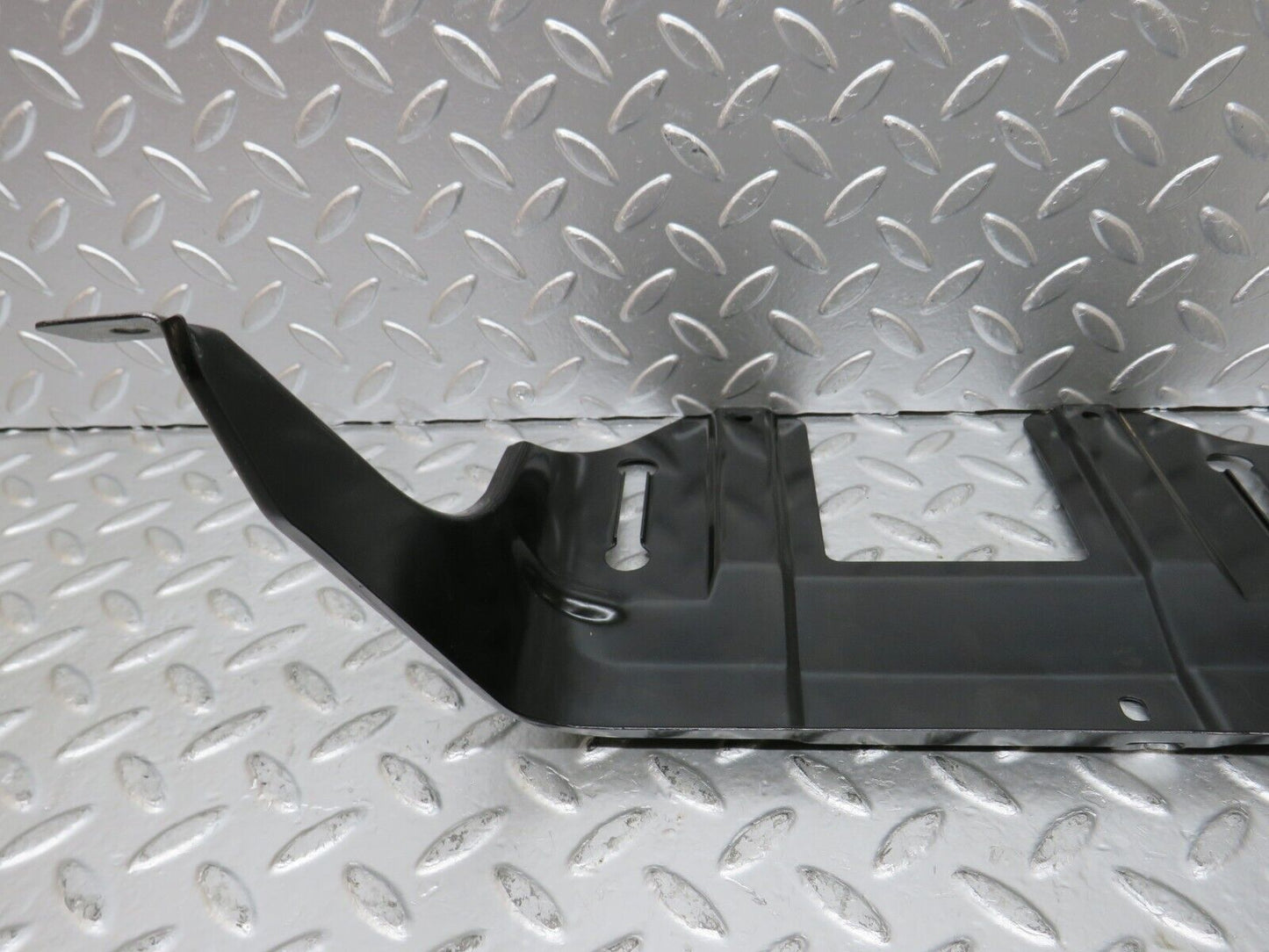 24861 Mercedes-Benz W140 S320 Dash Console Support