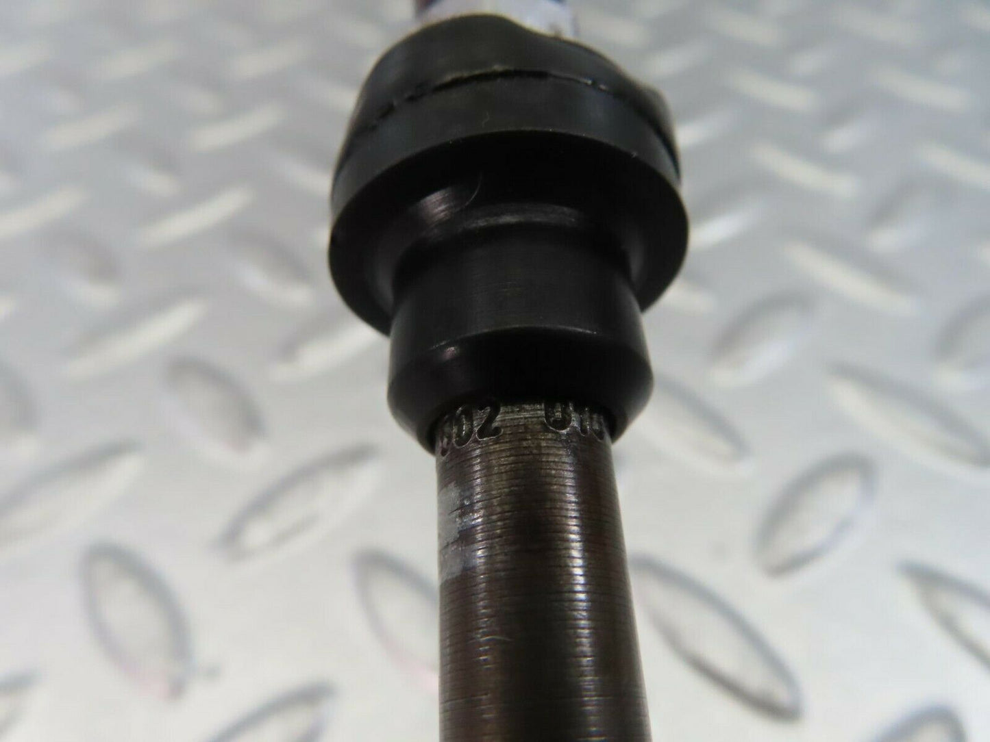 10792 Mercedes-Benz W123 230E Fuel Injector Bosch 0437502010