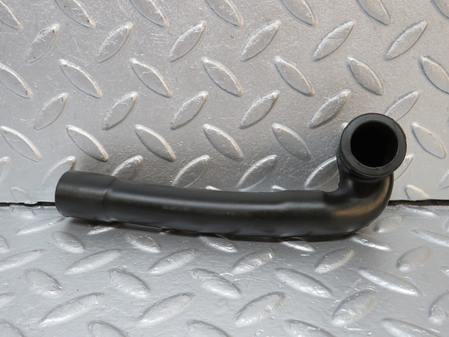 39826 Mercedes-Benz R107 350SL Coupe Air Intake Breather Hose 1160940691