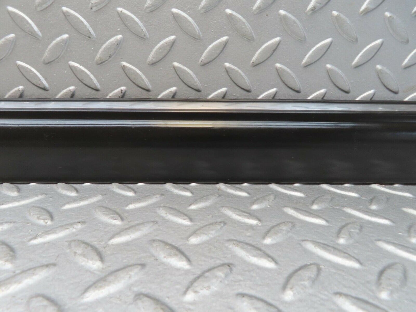 13465 Mercedes-Benz W123 200 Front Left Door Lower Trim