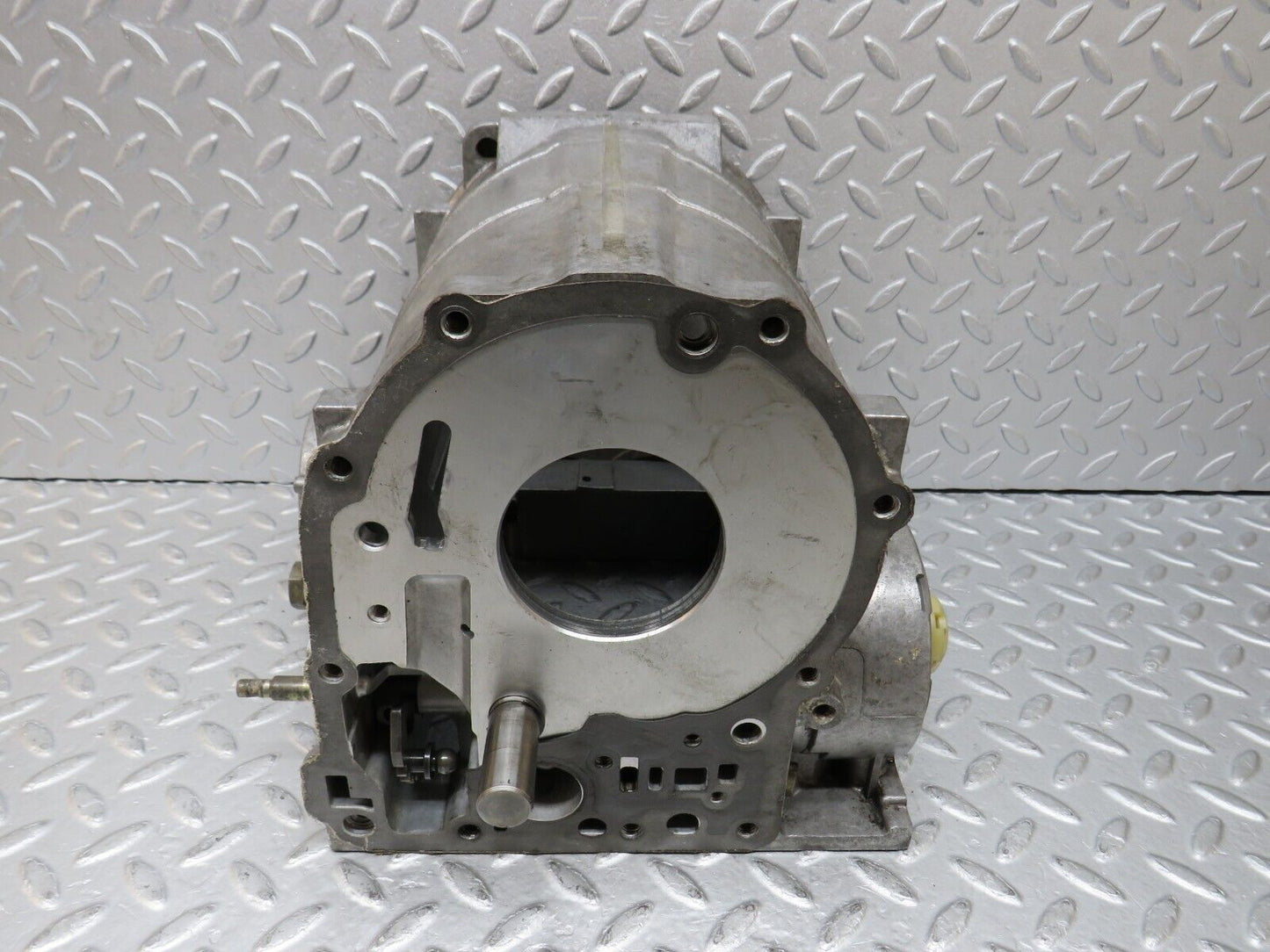 36427 Mercedes-Benz R107 450SL Automatic Gearbox Housing 1162710001 1162700201