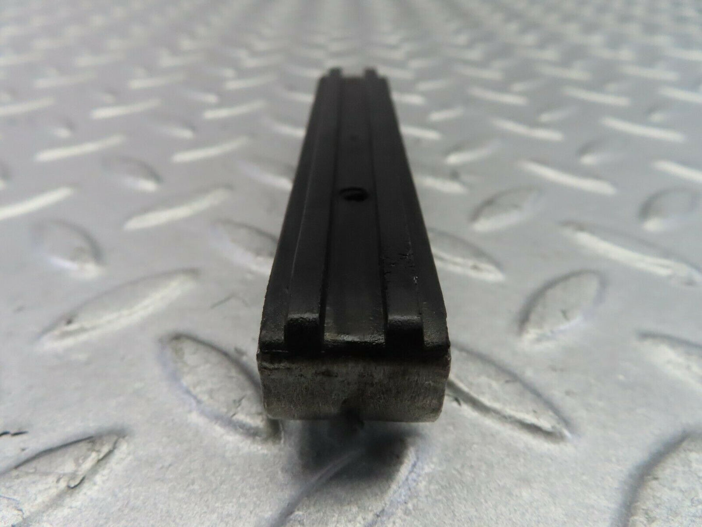 8051 Mercedes-Benz W115 220D Timing Chain Guide Rail 6210500616