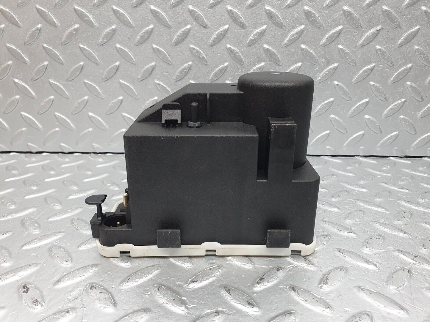 40944 Mercedes-Benz W126 300SE Locking Vacuum Pump Bosch 1248001148