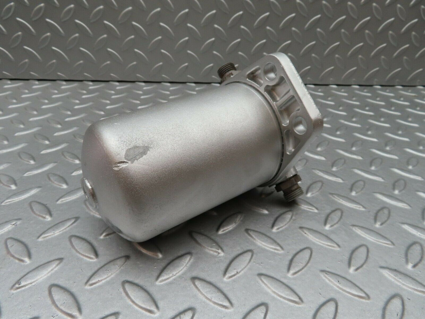 3398 Mercedes-Benz W108 280SE Fuel Filter Housing 0450108003