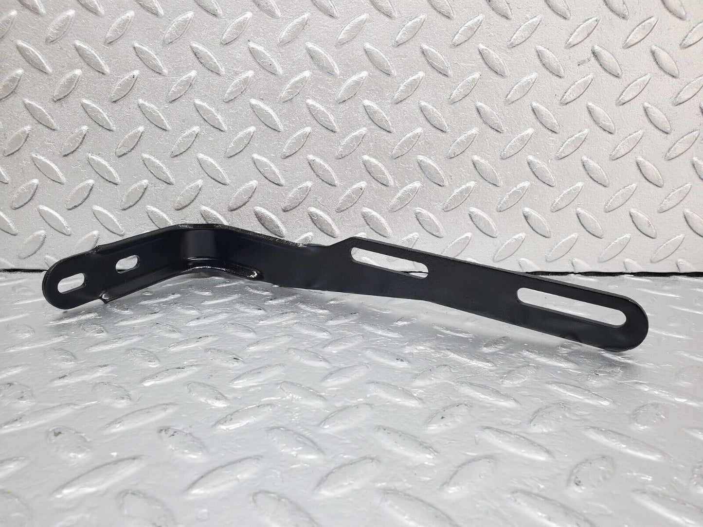 44884 Mercedes-Benz W124 220E Exhaust Bracket