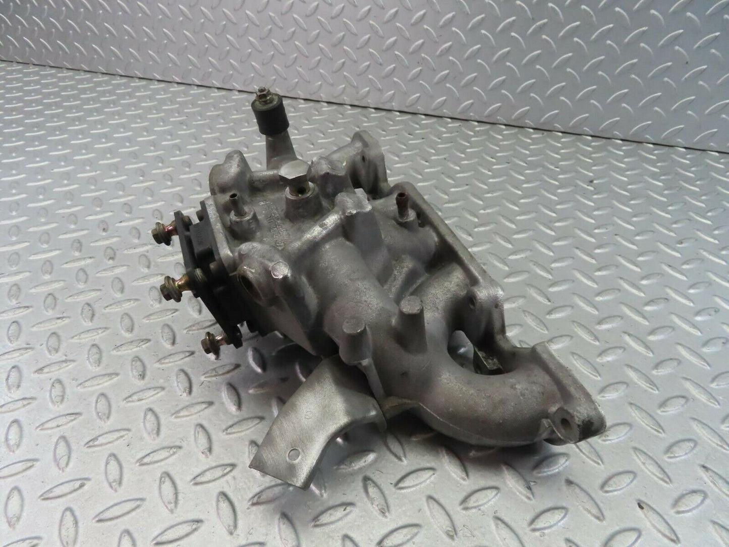 8678 Mercedes-Benz W123 Intake Manifold 1021411601