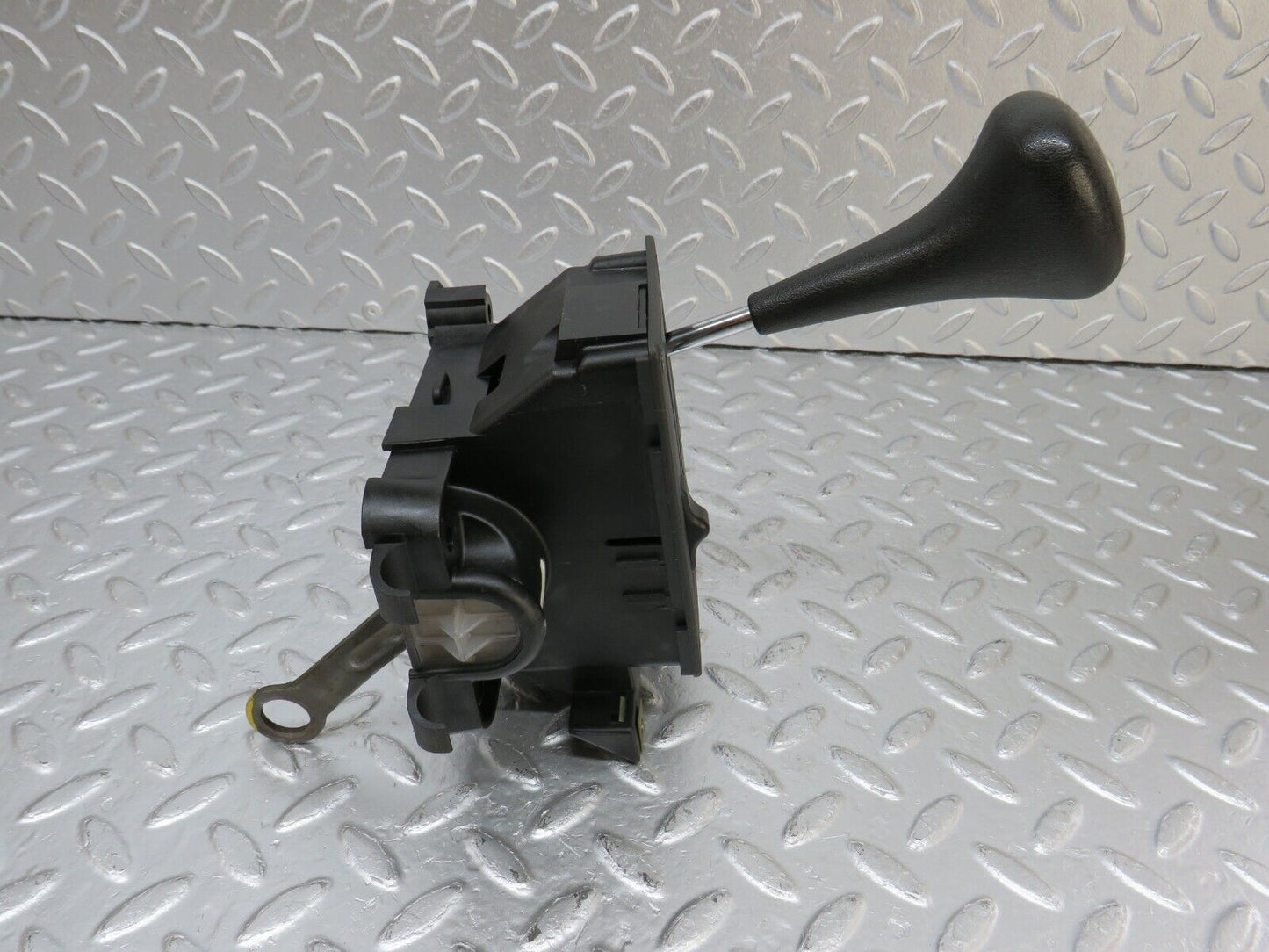 34161 Mercedes-Benz W124 260E Automatic Gear Shift Selector 2012670905