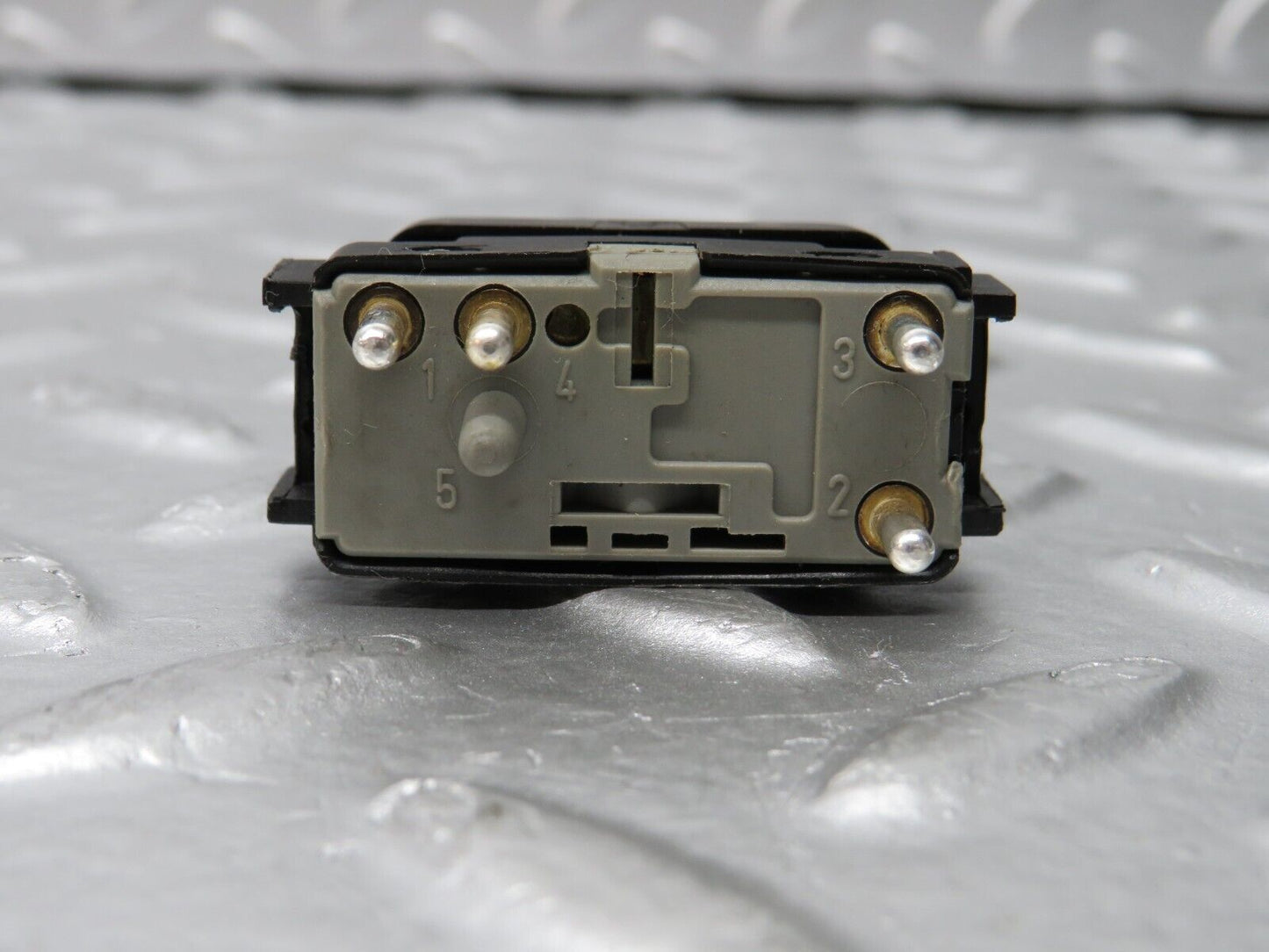 31230 Mercedes-Benz S124 220TE Electric Window Switch Right Side 1248209410