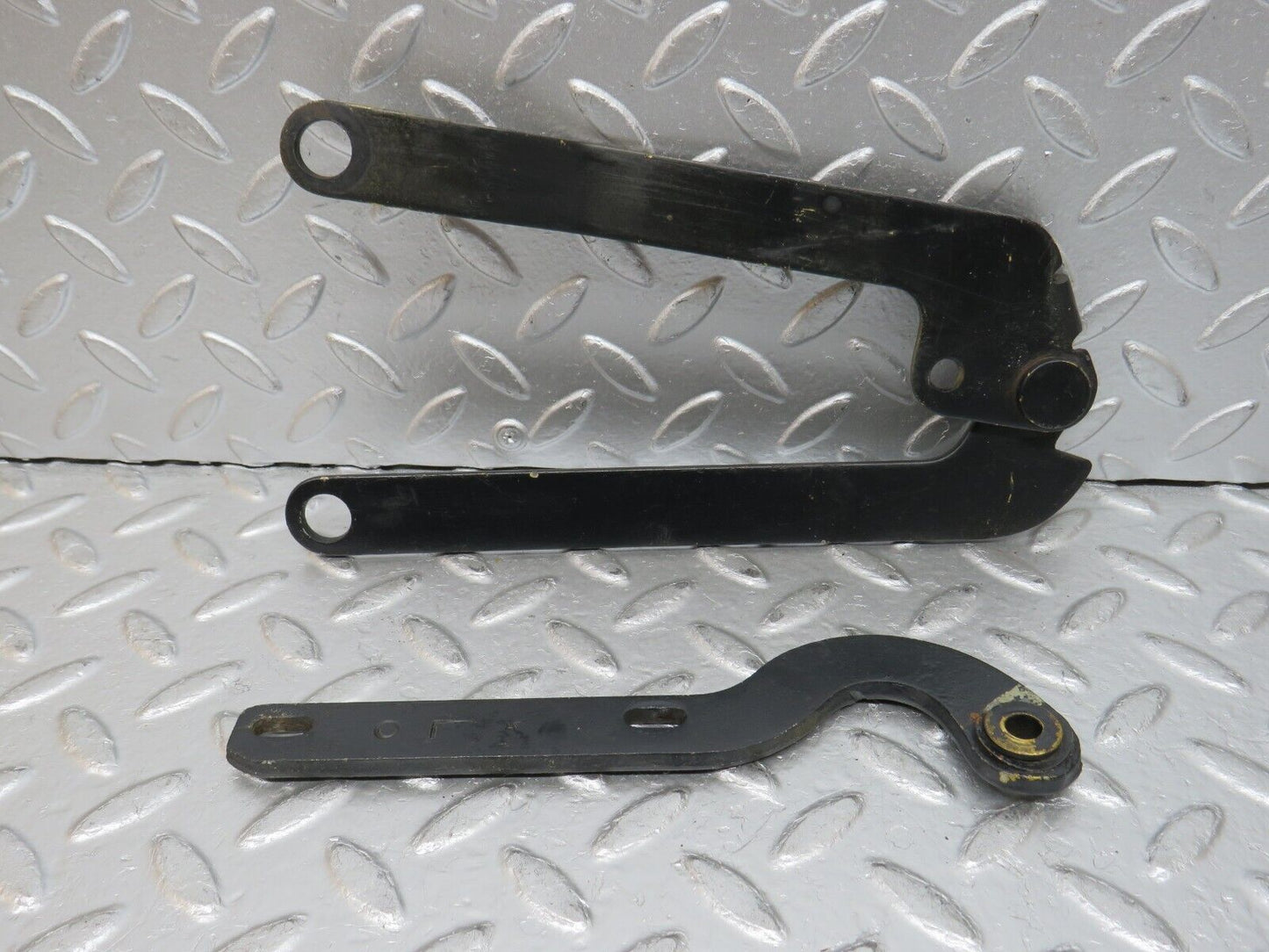 32255 Mercedes-Benz C107 350SLC Coupe Bonnet Hinge Left Side