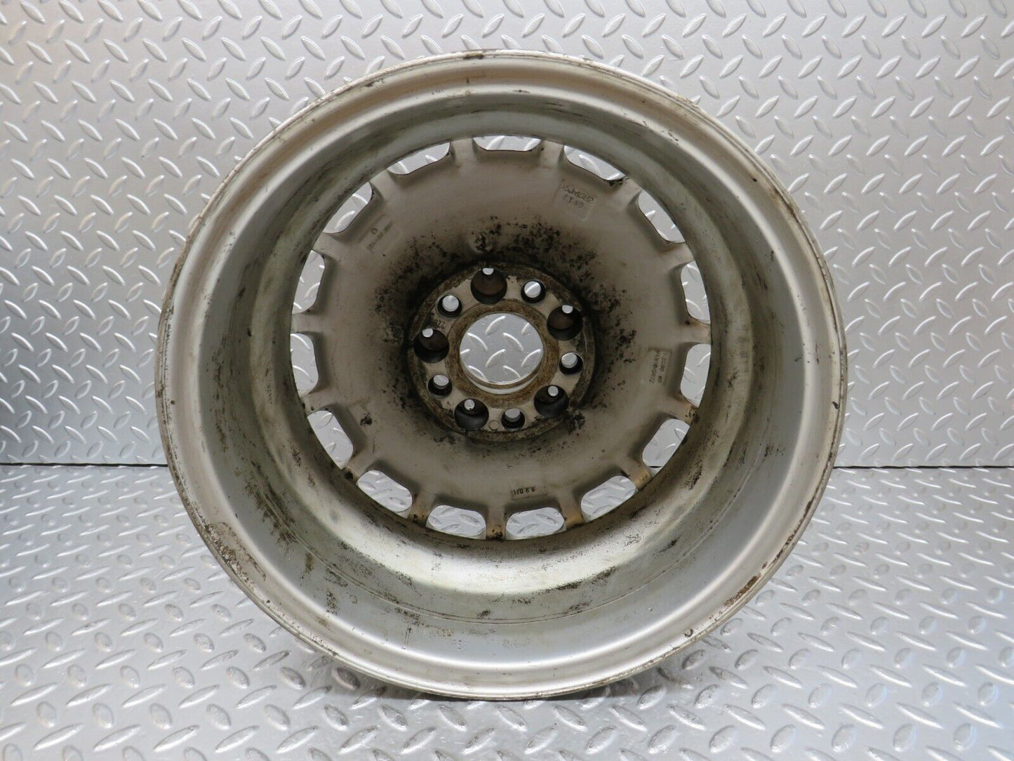 29611 Mercedes-Benz W124 230E Alloy Wheel 6.5Jx15H2 ET49 1244001802