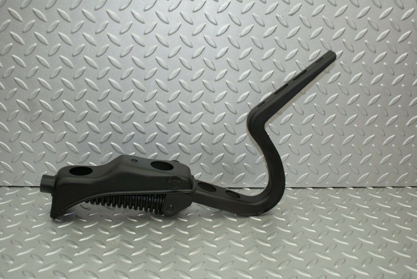 2553 Mercedes-Benz W116 350SE Boot Tailgate Hinge