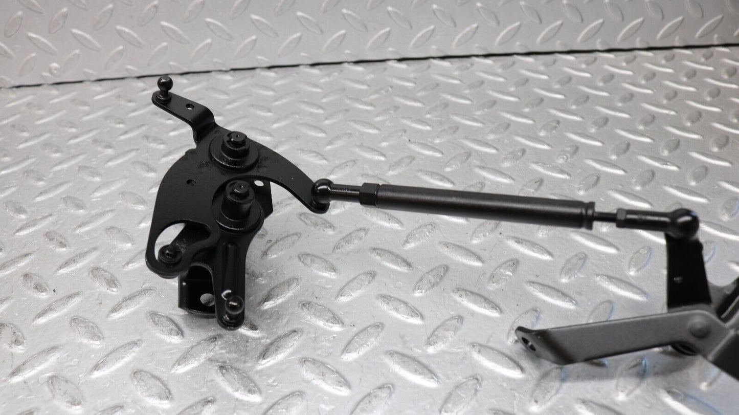 37217 Mercedes-Benz C126 420SEC Coupe Throttle Linkage