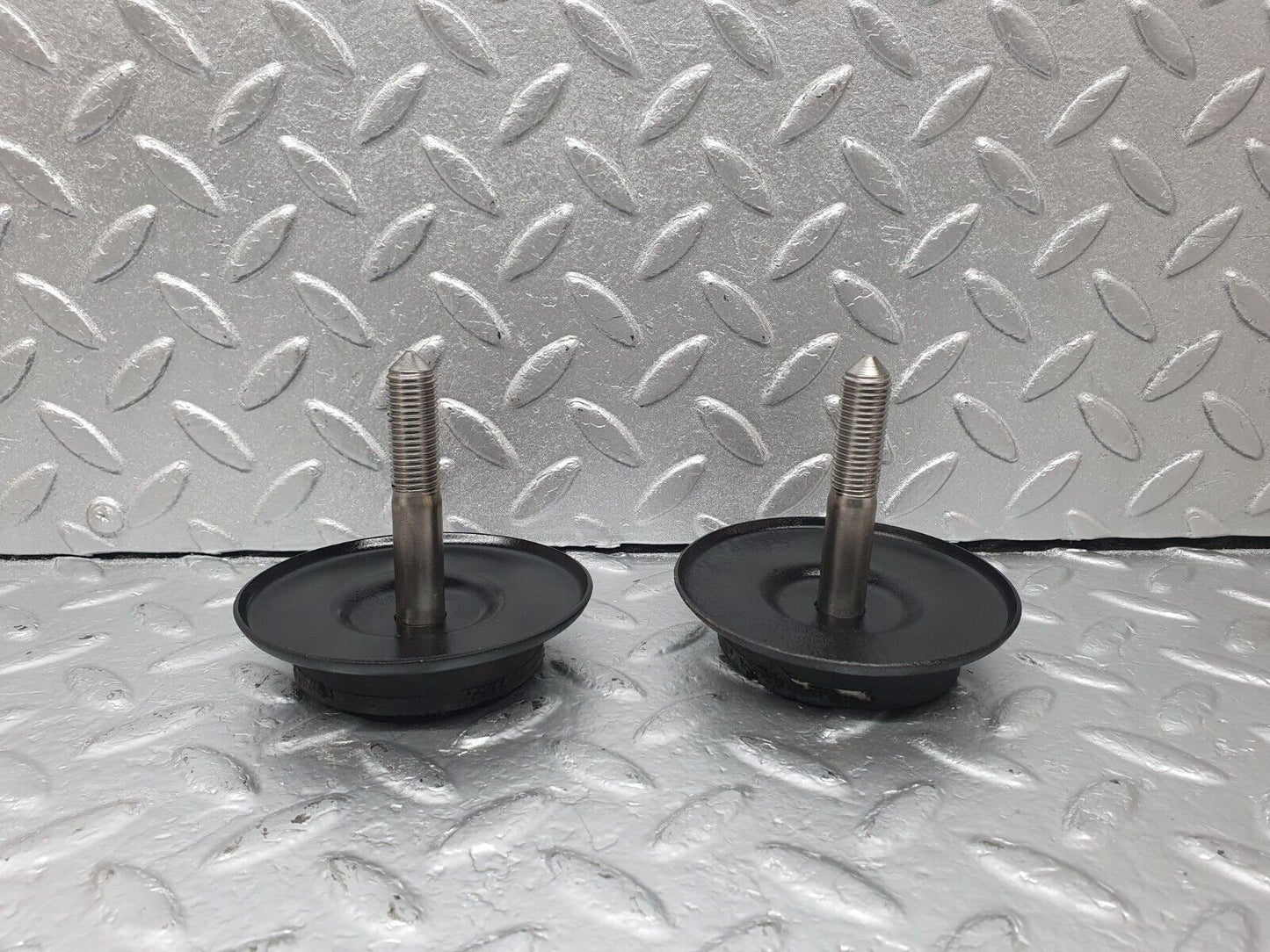 42597 Mercedes-Benz R129 320SL Coupe Rear Axle Suspension Bolt 2x