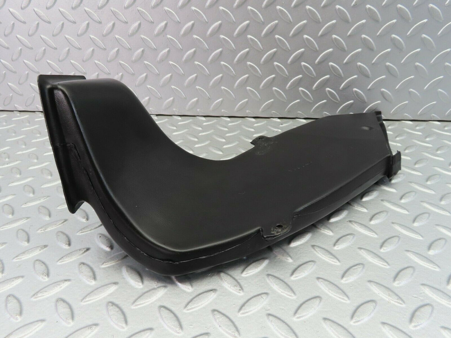 7436 Mercedes-Benz W116 450SE Ventilation Air Duct Right 1168310246