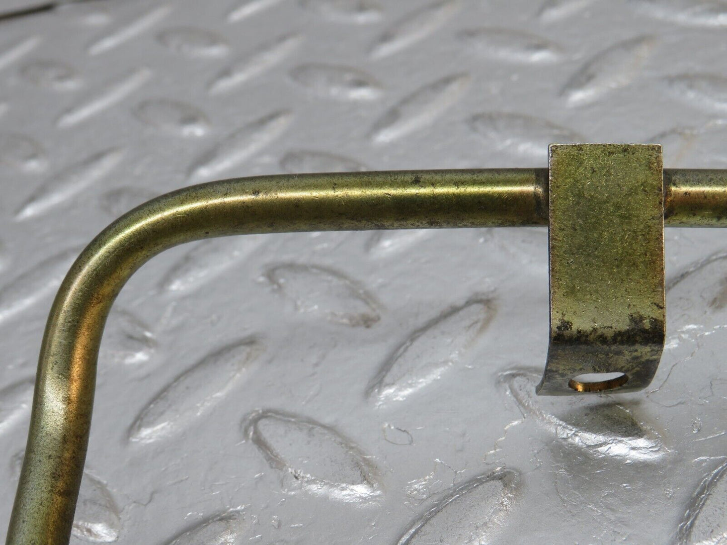 32420 Mercedes-Benz S124 300TE Wagon Fuel Hose Pipe