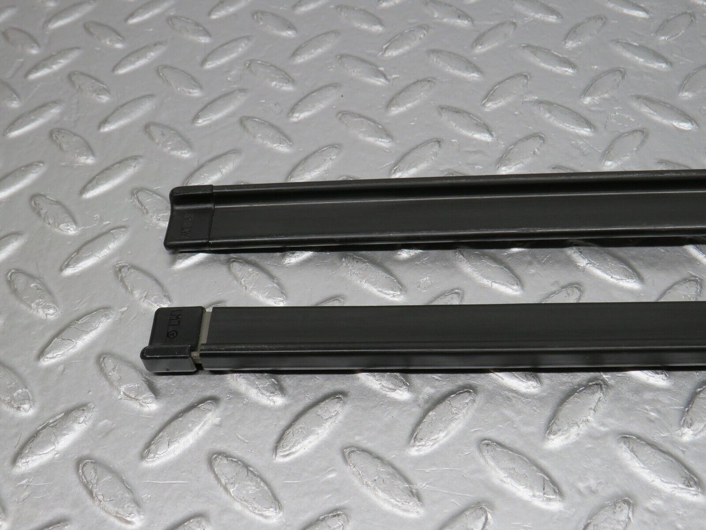 38810 Mercedes-Benz W201 190E 2.6L Seat Belt Runner 2x
