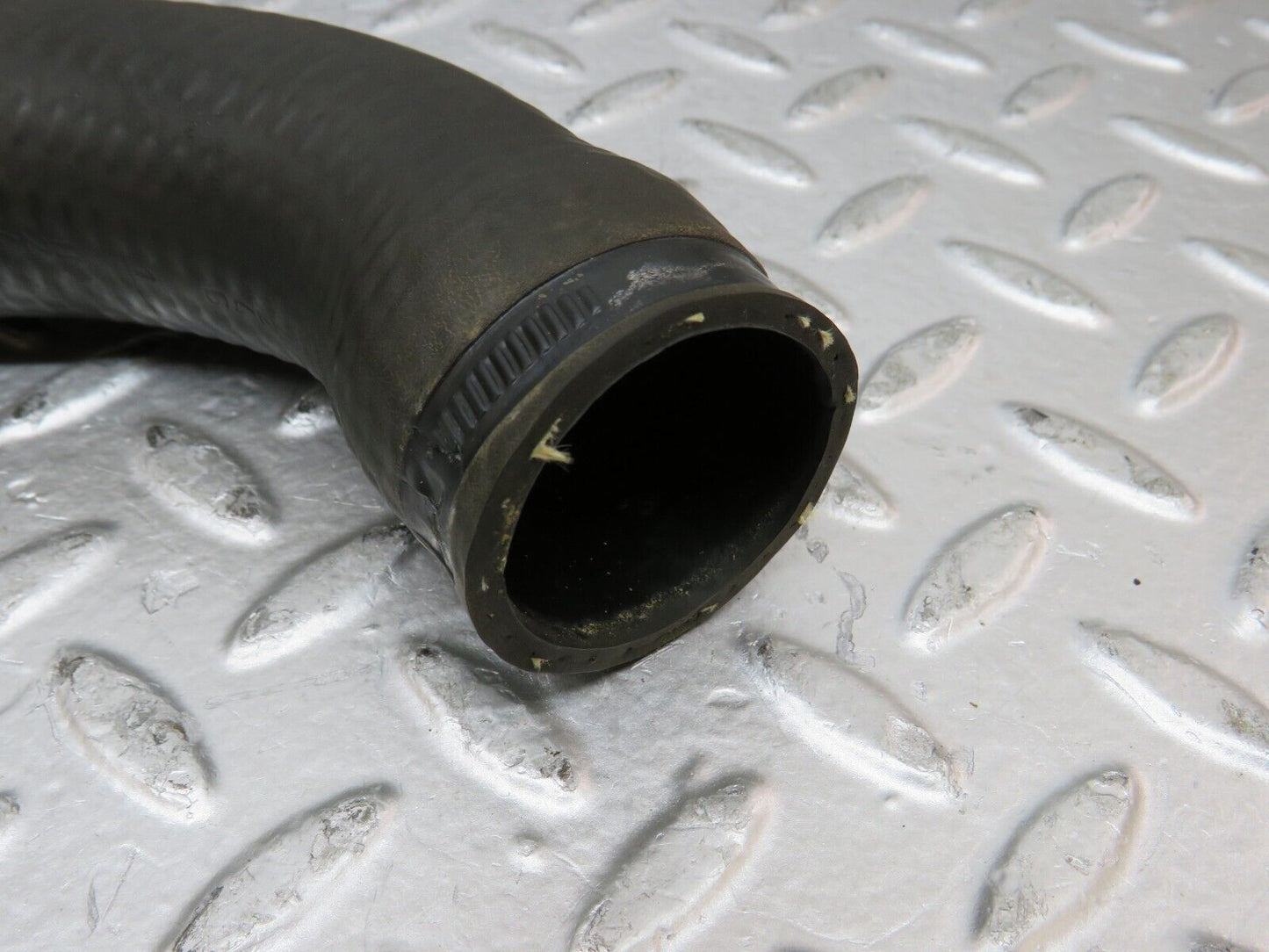 26419 Mercedes-Benz C124 220CE Radiator Hose Pipe Pair 1245015582 1245015682