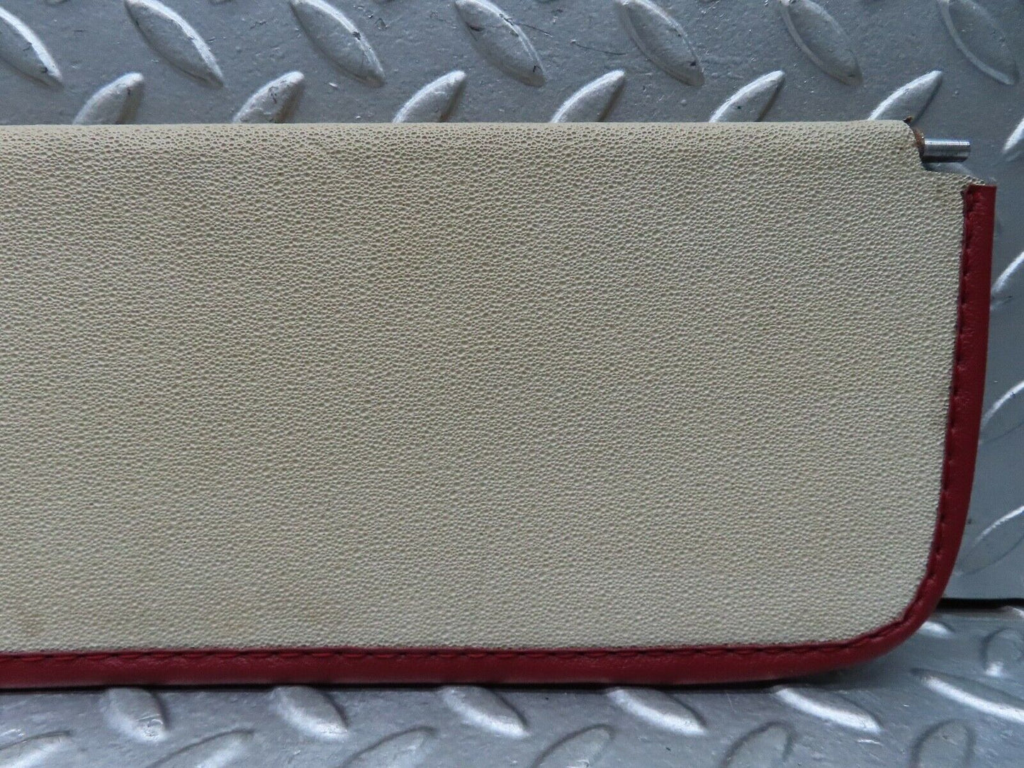 18615 Mercedes-Benz W120 W121 Ponton Sun Visor Cream