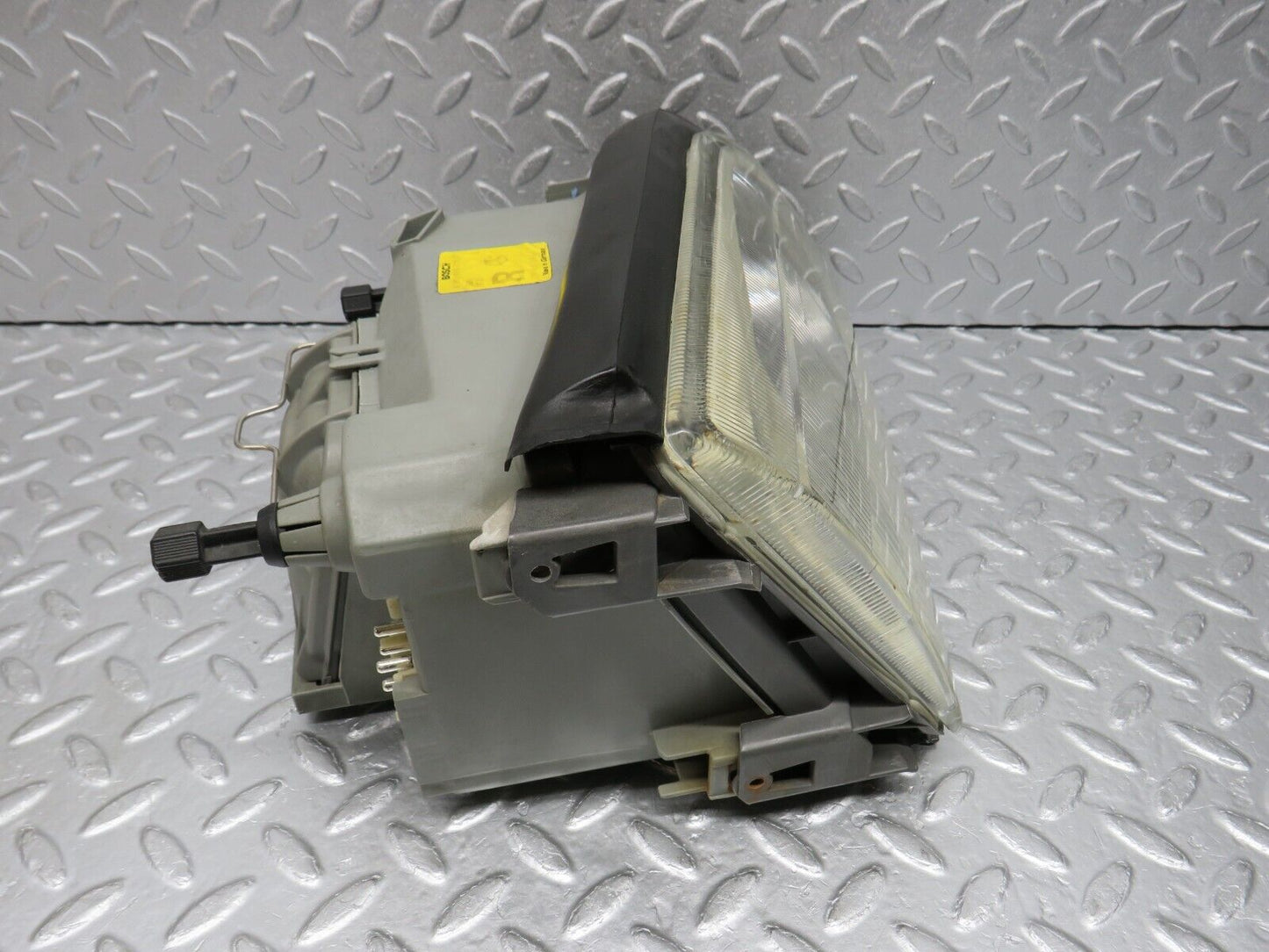 38237 Mercedes-Benz R129 280SL Coupe Headlight Bosch Right 0301090702 1298203861