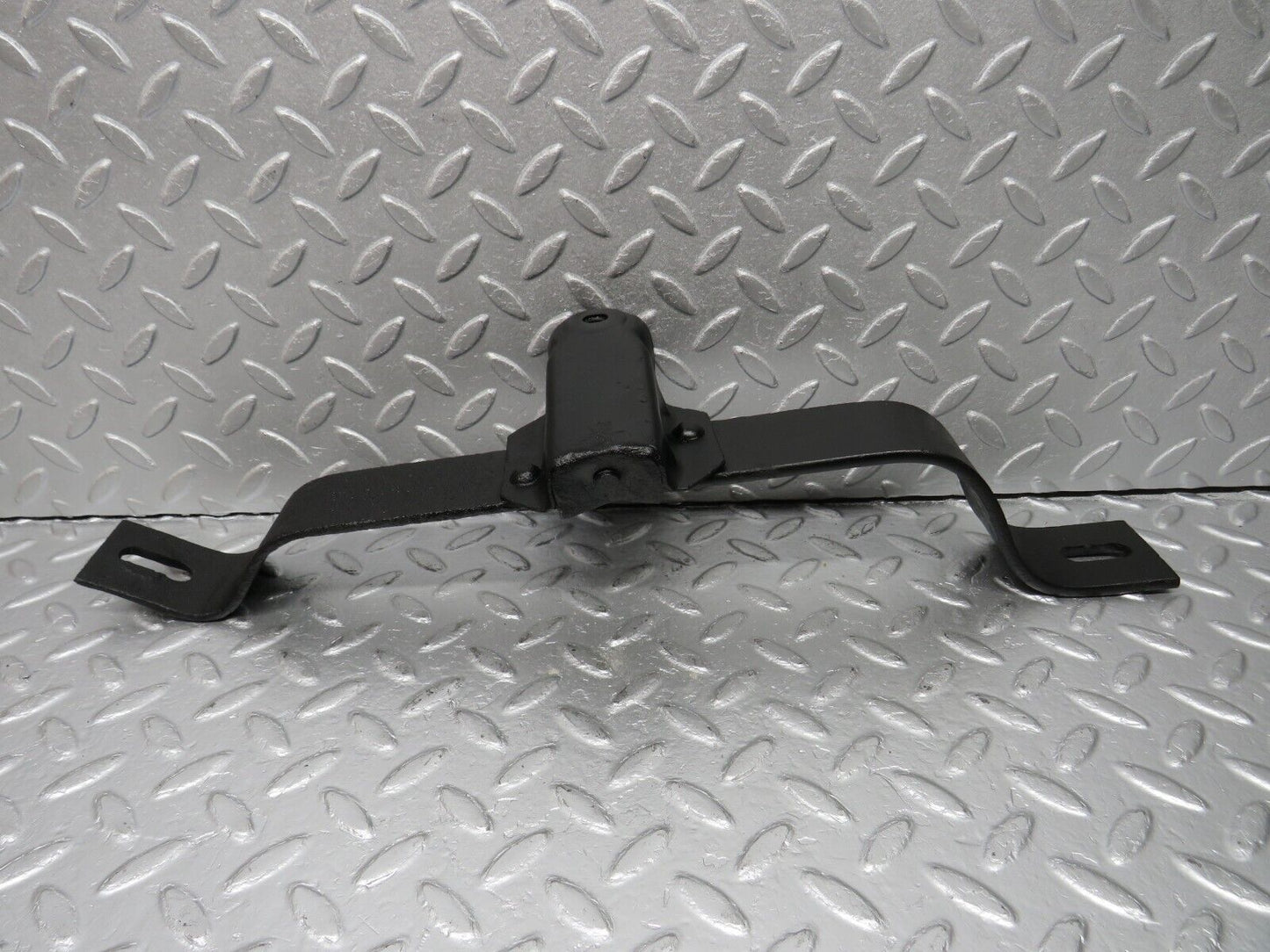 40392 Mercedes-Benz W110 230 Rear Right Bumper Bracket