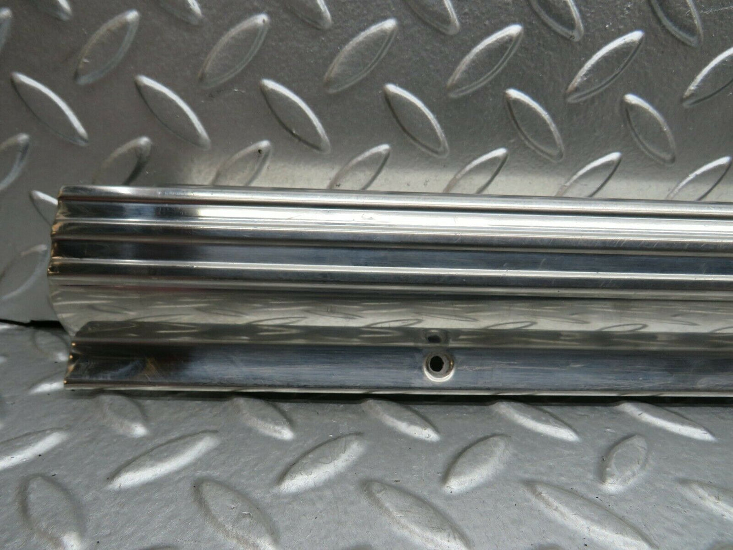 22707 Mercedes-Benz C107 450SLC Coupe Left Door Sill Chrome