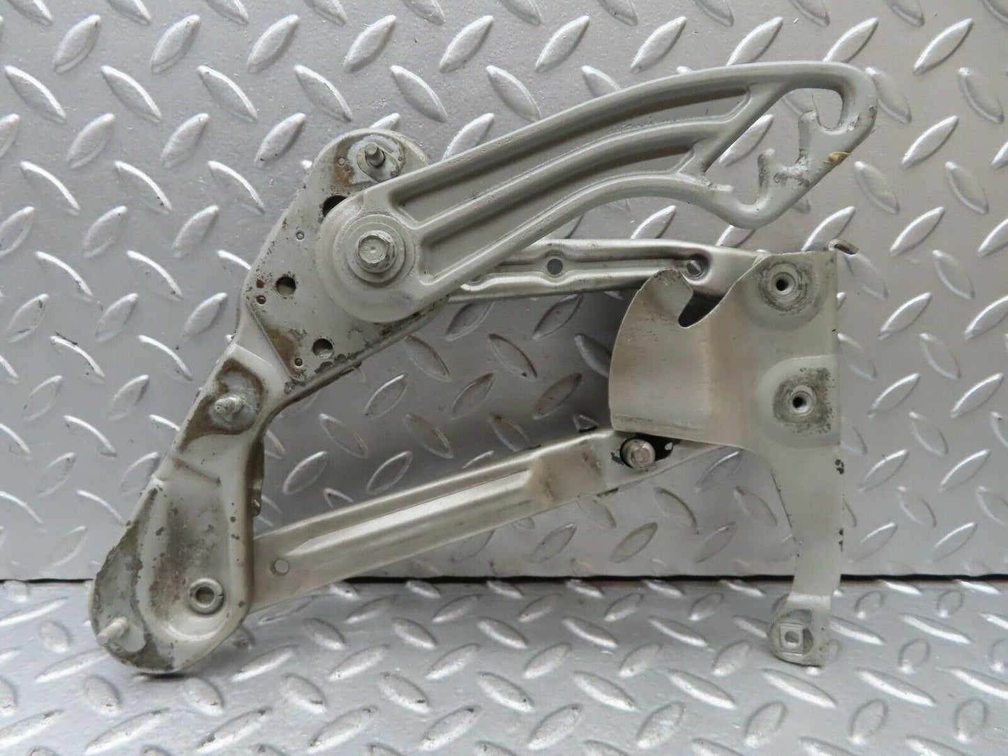 19478 Mercedes-Benz C140 CL420 Coupe Bonnet Hinge Right Side 1298800228