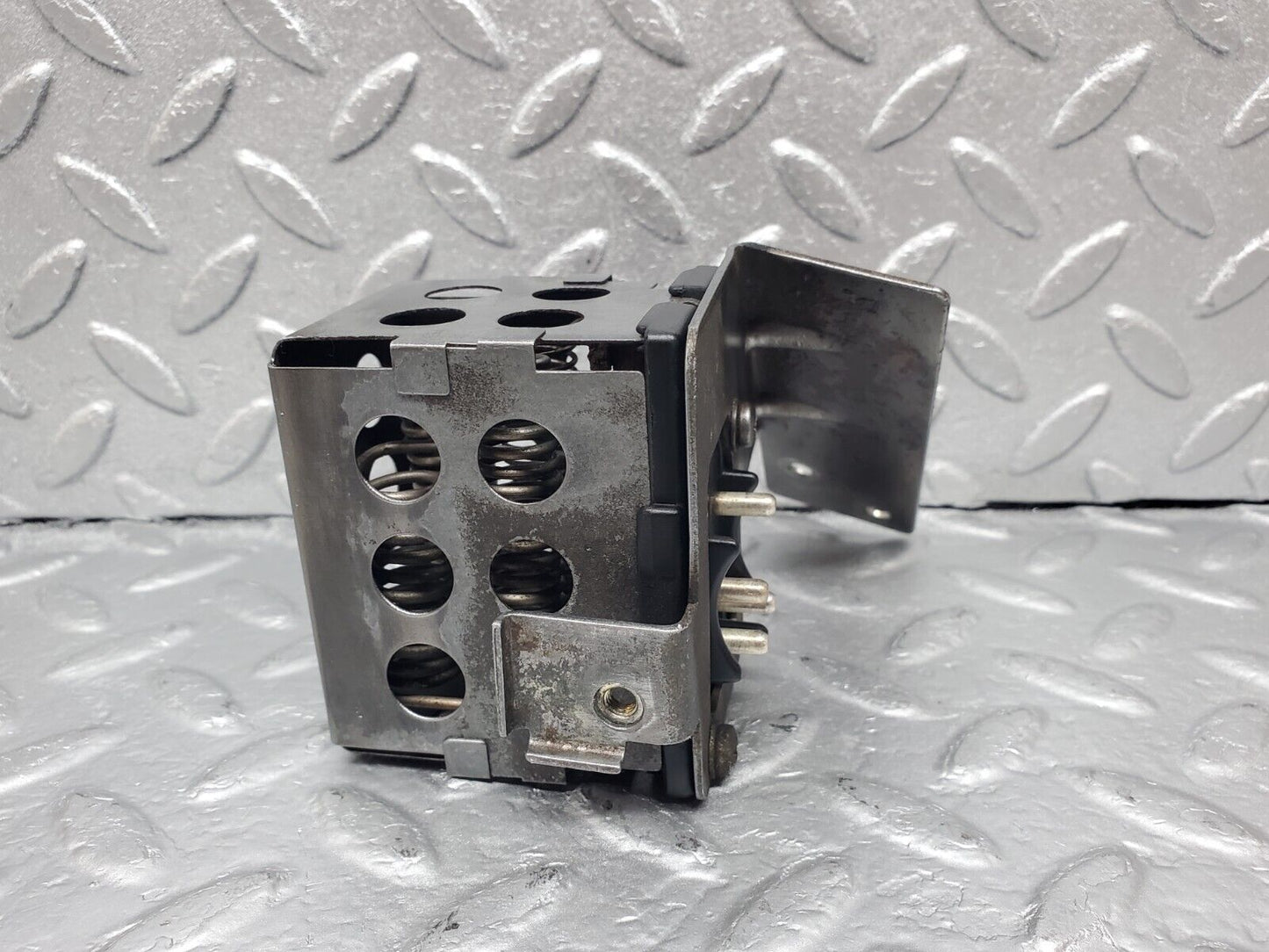 45838 Mercedes-Benz W126 420SE Heater Blower Resistor