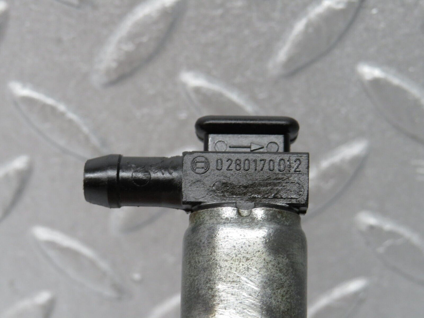 37565 Mercedes-Benz W109 300SEL Cold Start Valve Bosch 0280170012