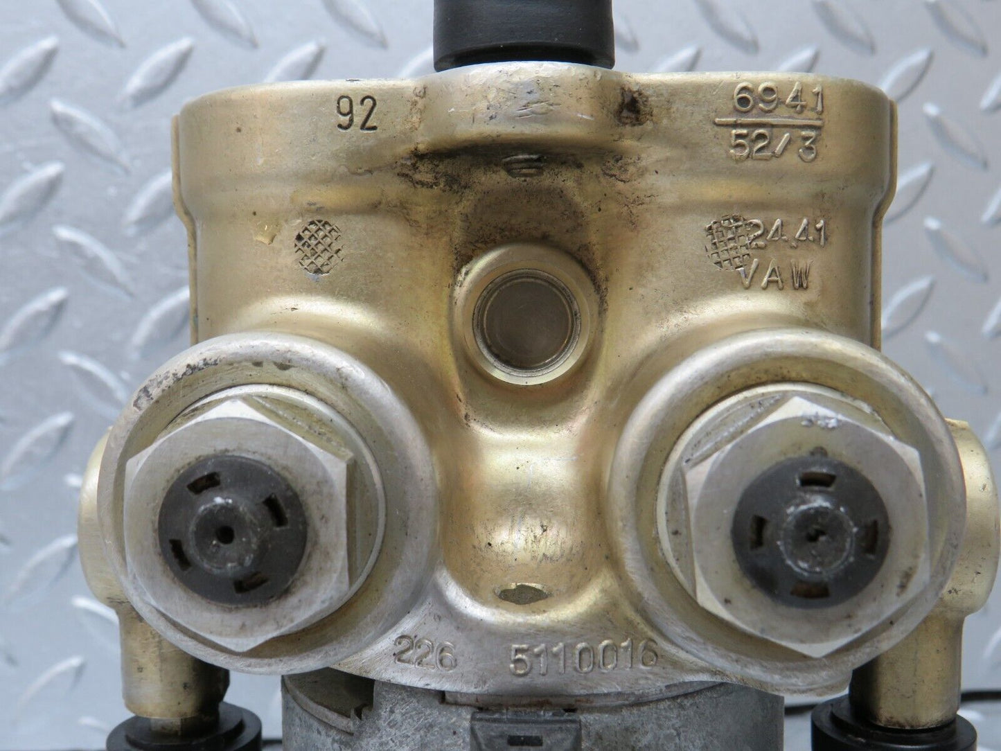34002 Mercedes-Benz W124 260E ABS Pump Bosch 0265200043 750/503875
